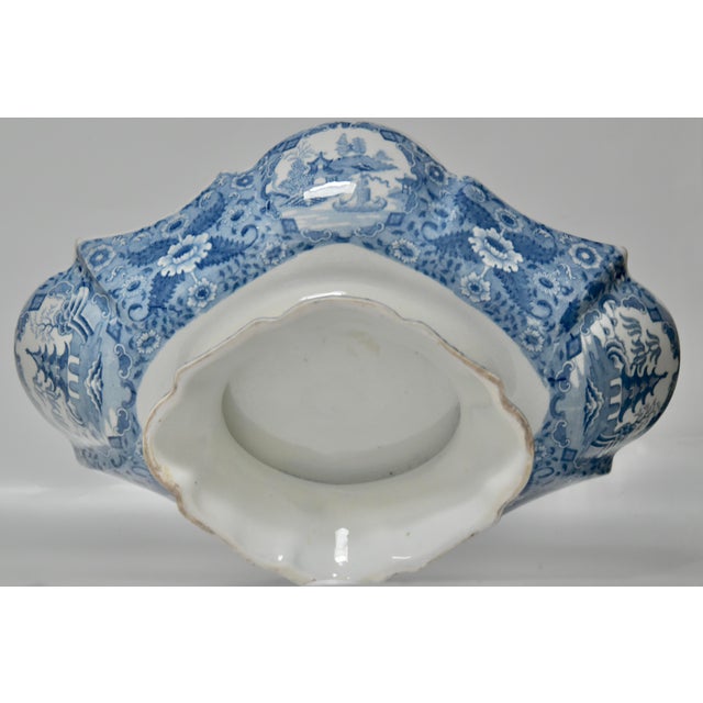 Early 19th Century English Blue & White Chinoiserie Transfer-Ware Compote For Sale In Los Angeles - Image 6 of 9