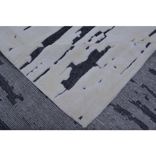 1960s New Moroccan Professional Hand Knotted Wool Rug, 10x14 For Sale - Image 5 of 5