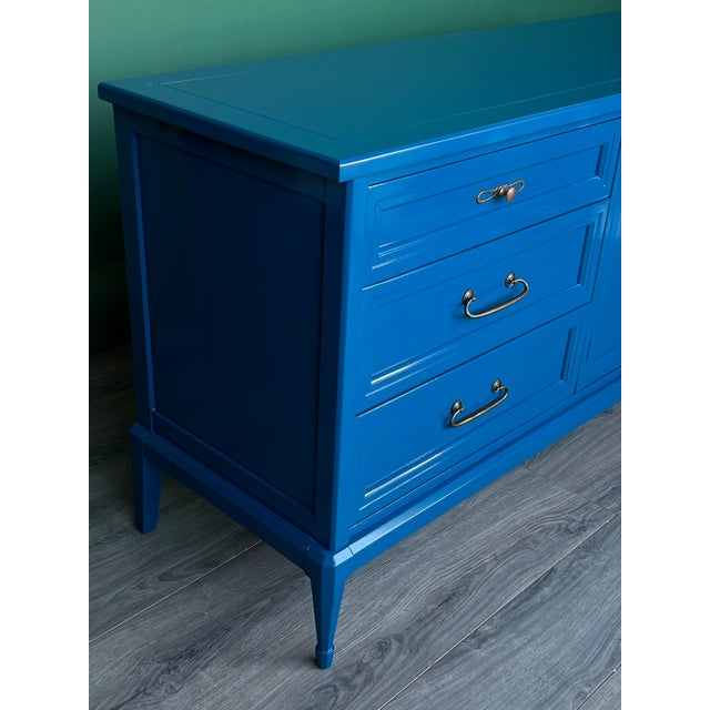 1970s Mid-Century Modern Walnut High Gloss Blue Lacquered Dresser For Sale - Image 13 of 17