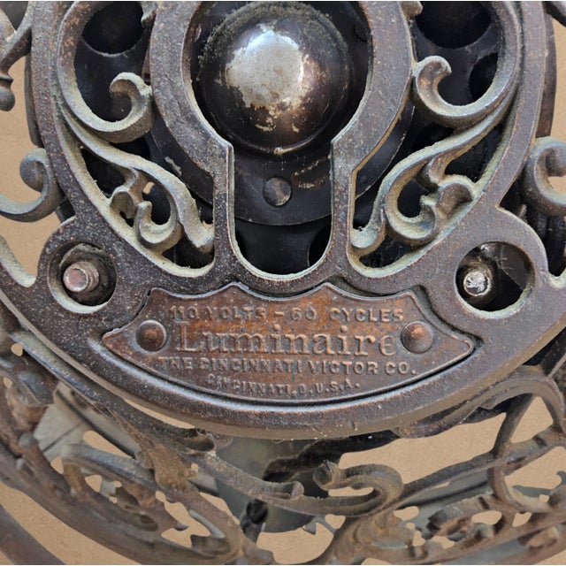 1920s Antique American Art Nouveau Floor Light Fan from Cincinnati Victor Company Luminaire, 1920s For Sale - Image 5 of 18