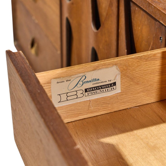 Broyhill Brasilia Mid Century Lowboy Dresser For Sale - Image 10 of 10
