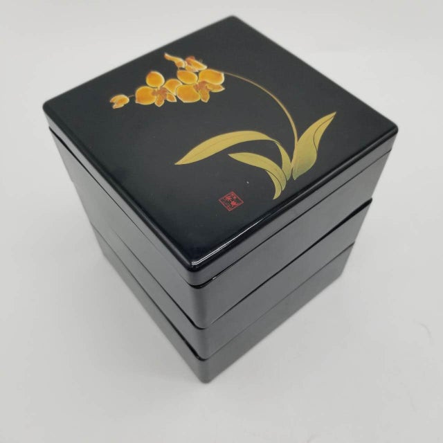 Vintage Japanese Three-Tier Lacquer Jubako Box With Orchid Makie Design For Sale - Image 10 of 12