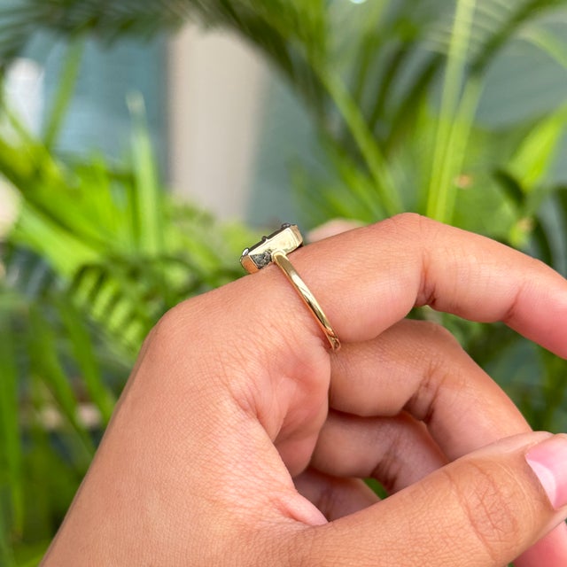 2.28 Carat Sapphire Georgian Style Black Rodium Solitaire Ring Size 7 in 18k Solid Gold For Sale - Image 11 of 16