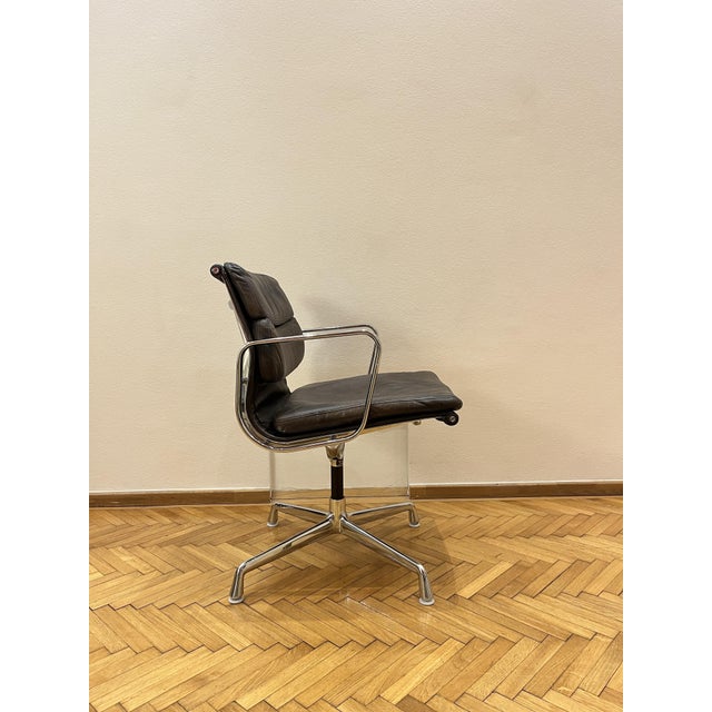 Contemporary EA 207 Soft Pad Chair by Vitra in Dark Brown Leather, 1990s For Sale - Image 3 of 16