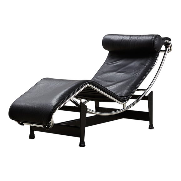 LC4 Chaise Longue by Le Corbusier & Charlotte Perriand for Cassina, 1928 For Sale