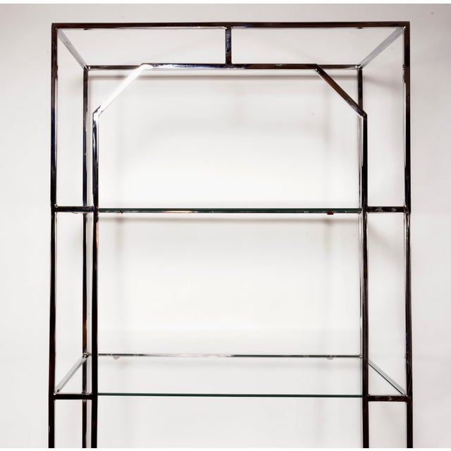 DIA - Design Institute America Chrome and Glass Etagere - 4 Shelves in the Style of Milo Baughman for Design Institute of America For Sale - Image 4 of 7