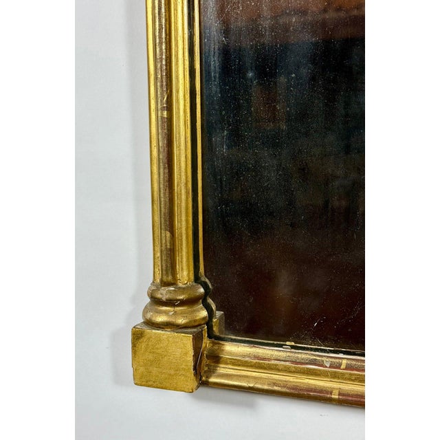 Wood Antique 1820 American Federal Giltwood Tabernacle Mirror With Eglomise Glass For Sale - Image 7 of 15