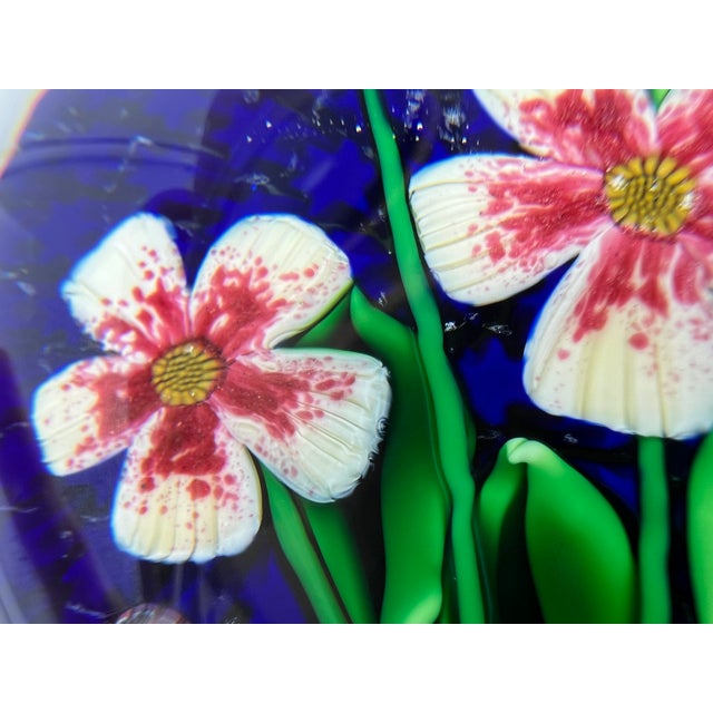 Paperweight from Saint Louis, 1994 For Sale - Image 4 of 16