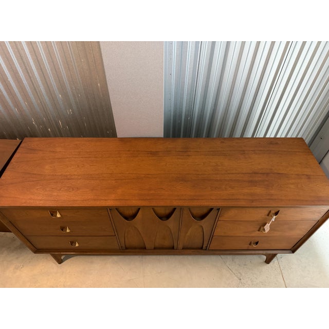 Mid-Century Modern Mid 20th Century Broyhill Brasilia Long Lowboy Triple Dresser - Attributed For Sale - Image 3 of 6
