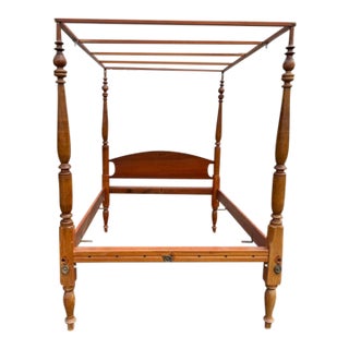 Antique Early 19th Century American Canopy Bed For Sale