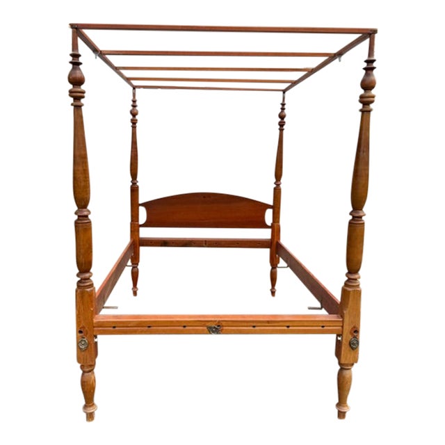 Antique Early 19th Century American Canopy Bed For Sale