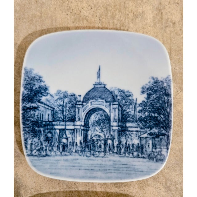 Mid 20th Century Vintage Bing & Grondahl Danish Landmark Mini Wall Plates by Kjeld Bonfils – Set of 5 For Sale - Image 5 of 14
