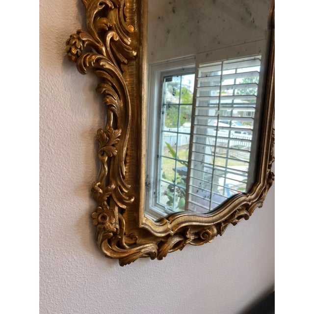 Mid-Century Italian Rococo Revival Giltwood Mirror With Elaborate Foliate Crest For Sale - Image 11 of 15