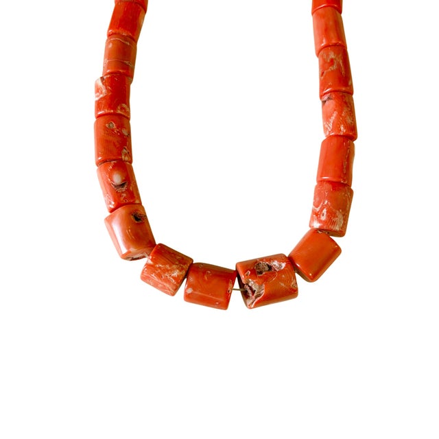 Shell Vintage Chunky Natural Nepalese Angel Skin Coral Strand 38 Beads For Sale - Image 7 of 11