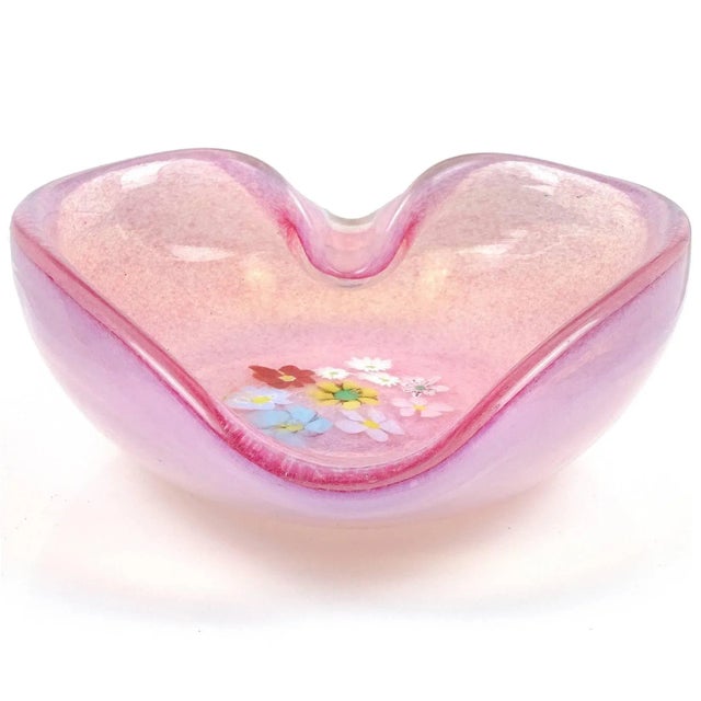 Murano Fratelli Toso Murano Vintage Millefiori Wild Flowers Pink Opalescent Italian Art Glass Heart Bowl For Sale - Image 4 of 7