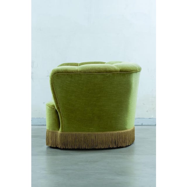 Vintage Banana Sofa in Velour For Sale - Image 3 of 7