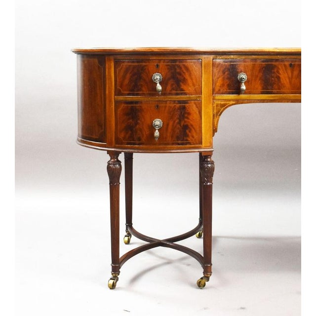 Edwardian Flame Mahogany Kidney-Shaped Writing Desk, 1900 For Sale - Image 4 of 13
