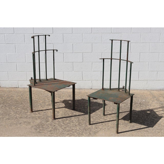 1980s Matched Pair of French Postmodern Green-Painted Metal "Windsor" Chairs For Sale - Image 4 of 11