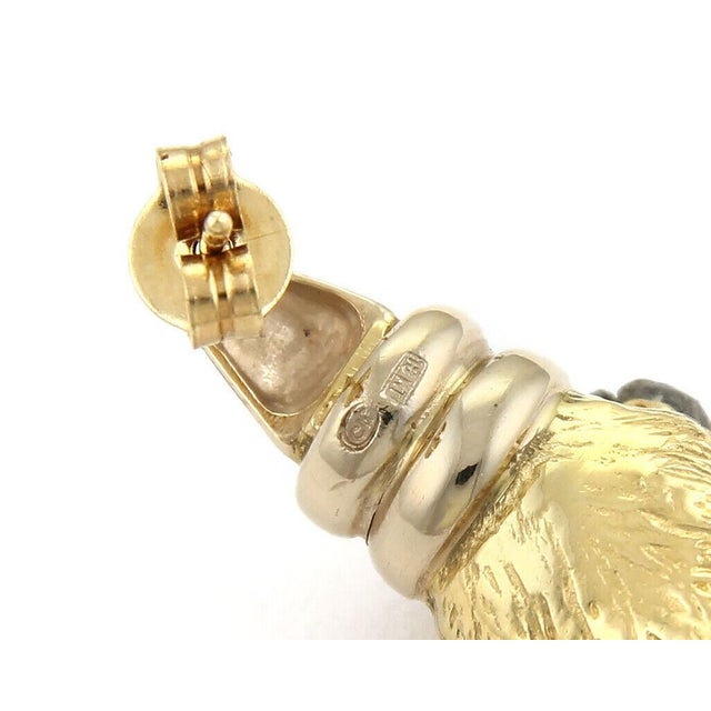 Mid 20th Century Pair of Citra 18k Yellow Gold Panther Door Knocker Dangle Earrings For Sale - Image 4 of 7