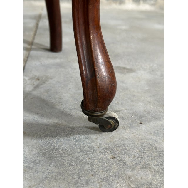 Wood Mid 19th Century Pair of French Louis Philippe Mahogany Side Chairs For Sale - Image 7 of 10