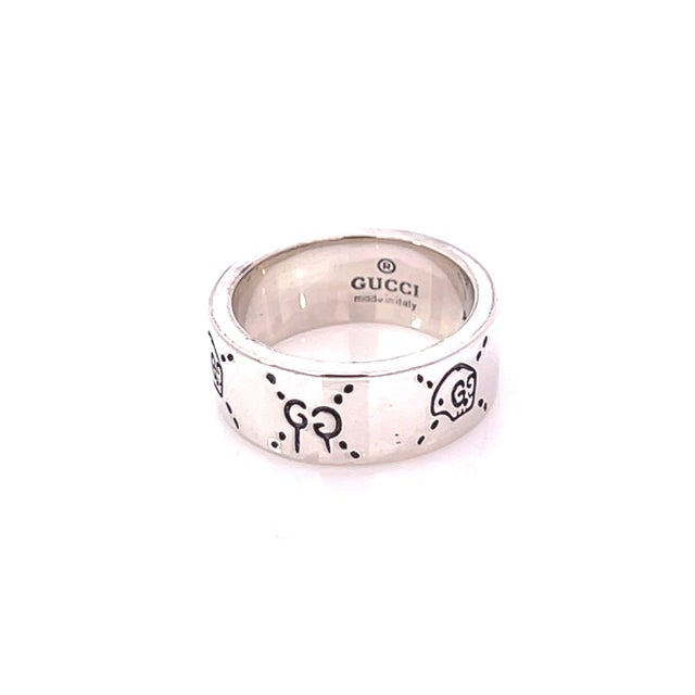 Late 20th Century Late 20th Century Gucci Estate Engraved Ring Size 8 Sterling Silver 8.5 MM Height For Sale - Image 5 of 10