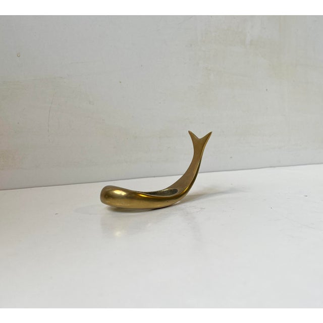 Scandinavian Whale Brass Pipe Rest in the style of Carl Auböck, 1950s For Sale - Image 4 of 9