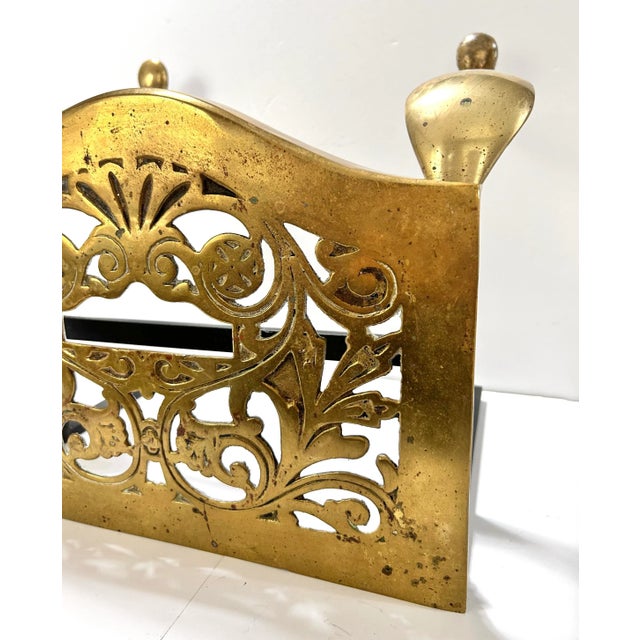Metal Antique English Brass Fireplace Footman Stool – 19th Century Footstool With Cabriole Legs For Sale - Image 7 of 8