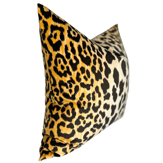 Traditional Leopard Velvet Pillow Cover, 22x22 Pillow For Sale - Image 3 of 4