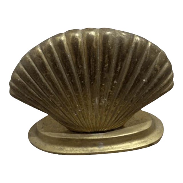 Vintage Mid Century Style Clam Shell Shape Solid Brass Wired Table Lamp For Sale