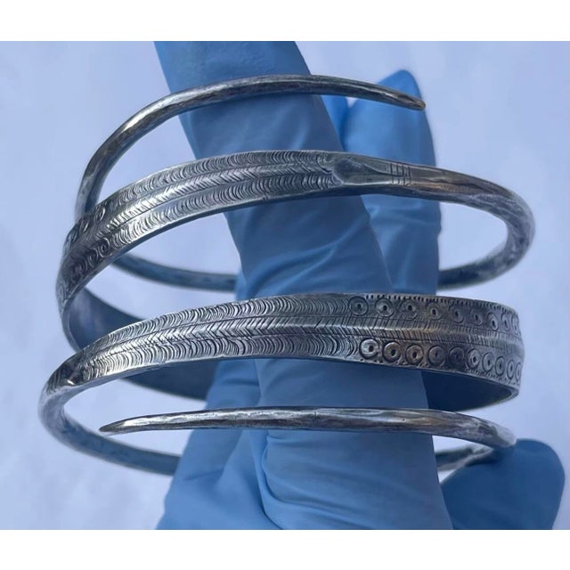 Silver 1980s Hmong Hill Tribe Sterling Silver Triple Wrap Bracelet For Sale - Image 8 of 12