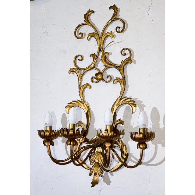 Metal 5-Light Wall Sconce in Gilded, Decorated Wrought Iron in the style of Banci Florence For Sale - Image 7 of 8