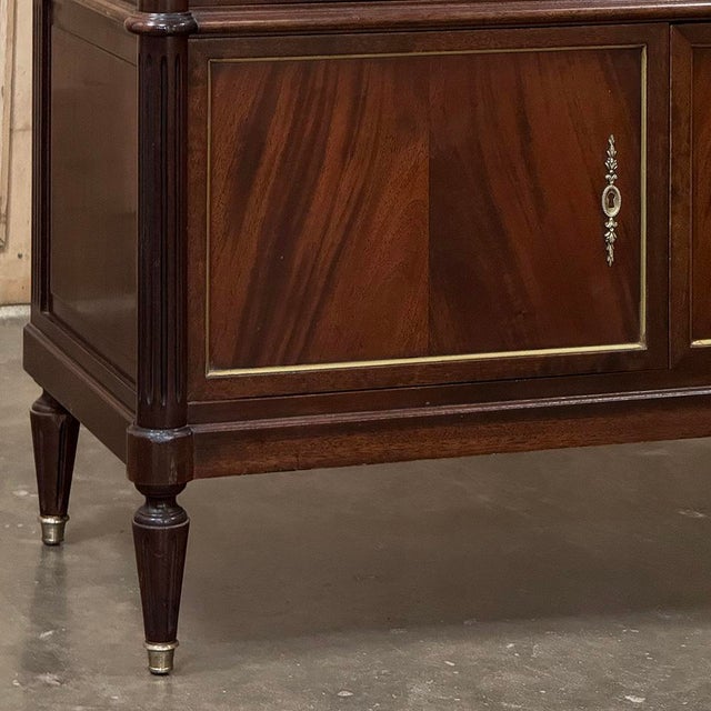 Late 19th Century 19th Century French Louis XVI Mahogany Buffet ~ Credenza With Carrara Marble For Sale - Image 5 of 9