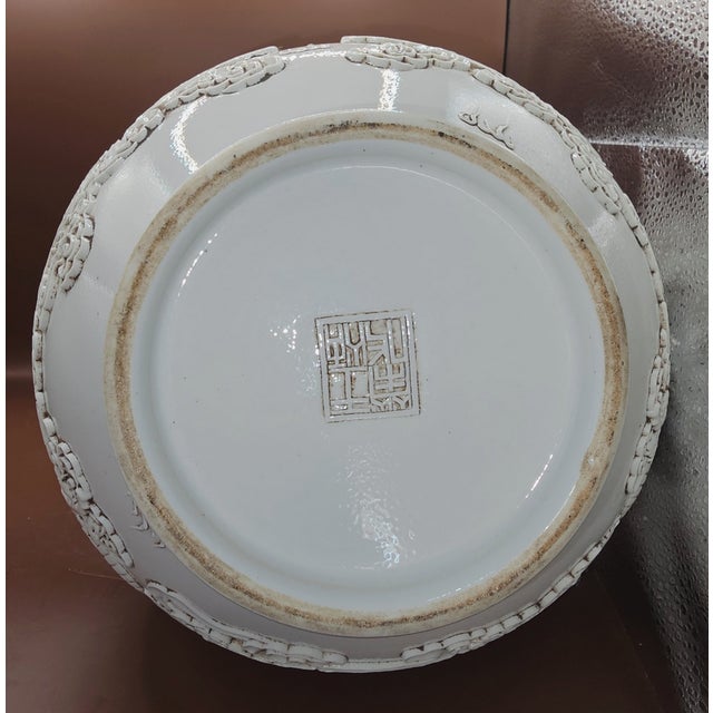 Early 19th Century Wang Bingrong Signed Amazing White Glaze Chinese Large Vase With Dragons Antique For Sale - Image 5 of 6