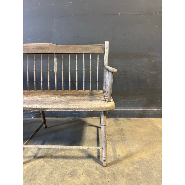 19th Century Spindleback Windsor Deacon's Bench For Sale In New York - Image 6 of 10