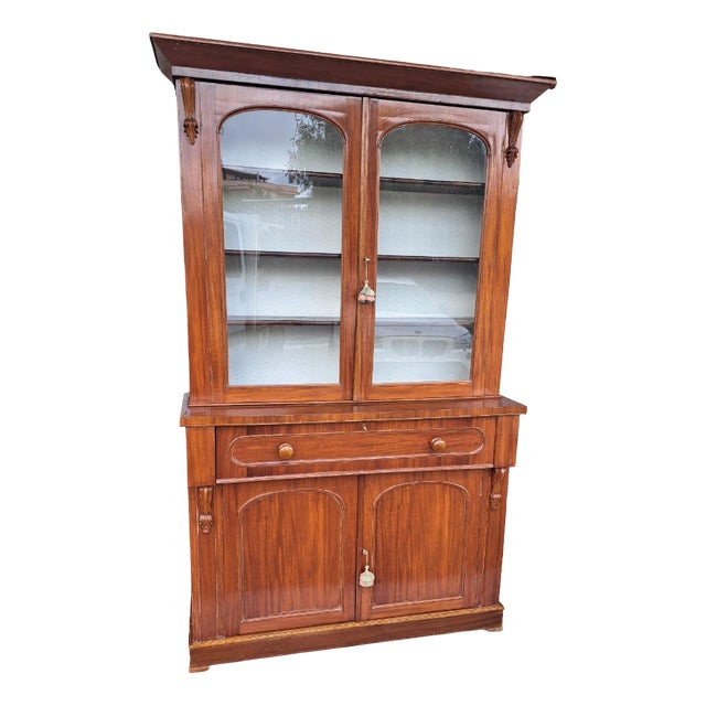English Bookcase in Mahogany For Sale