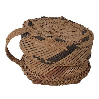 Late 20th Century Vintage Handmade Woven Round Straw Container For Sale
