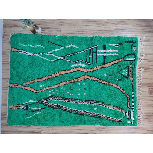 Handmade Moroccan Beni Ourain Rug, Emerald Green Abstract, 9'7" X 6'9" For Sale - Image 9 of 15