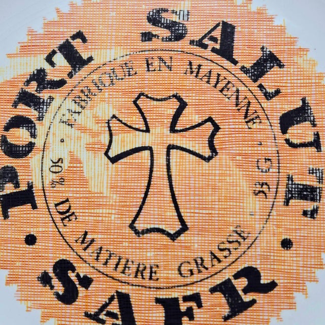 Vintage French Faïence De St. Amand “Fromages De France” Cheese Plates, Set of 6 For Sale - Image 10 of 17