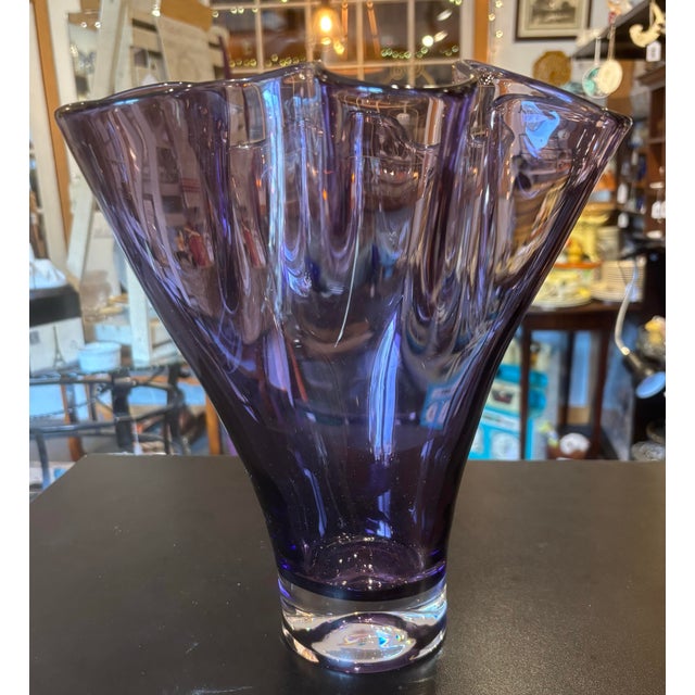 This is a beautiful large art glass vase by Lenox from its Organics line. The purple color and handkerchief style ruffle...