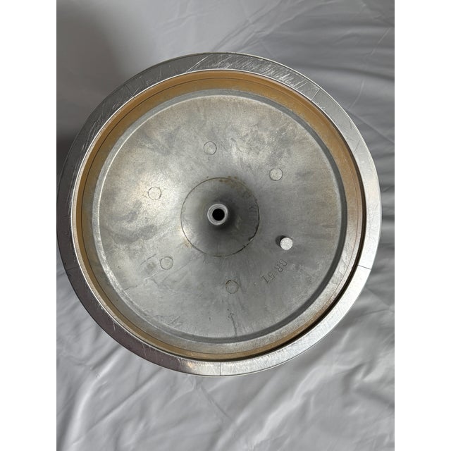 Tulip Chair by Eero Saarinen for Knoll, 1960's, Mid-Century For Sale - Image 12 of 12