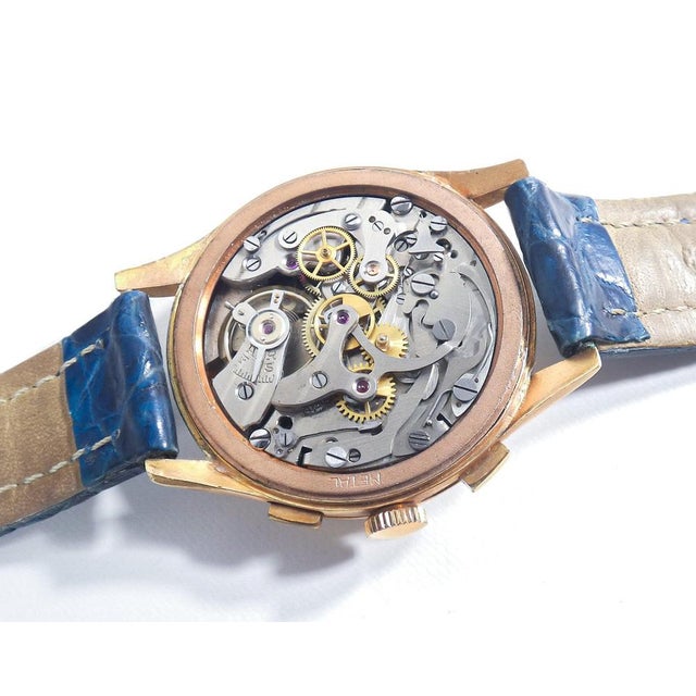 Chronograph Wristwatch in Landeron 48 Movement and 18k Gold Case, Switzerland For Sale - Image 4 of 18