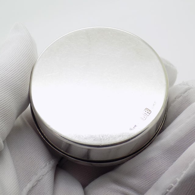 Vintage Italian Handmade Genuine Silver Hammered Large Pill Snuff Trinket Box, Brandimarte Brand For Sale - Image 9 of 13