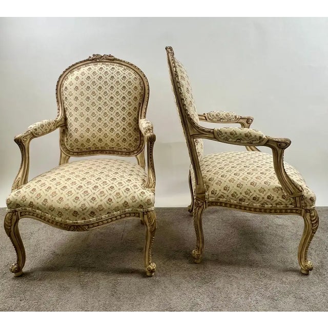 French French Louis XV Style Bergère Armchair, Painted Frame, Floral Embroidery, a Pair For Sale - Image 3 of 15