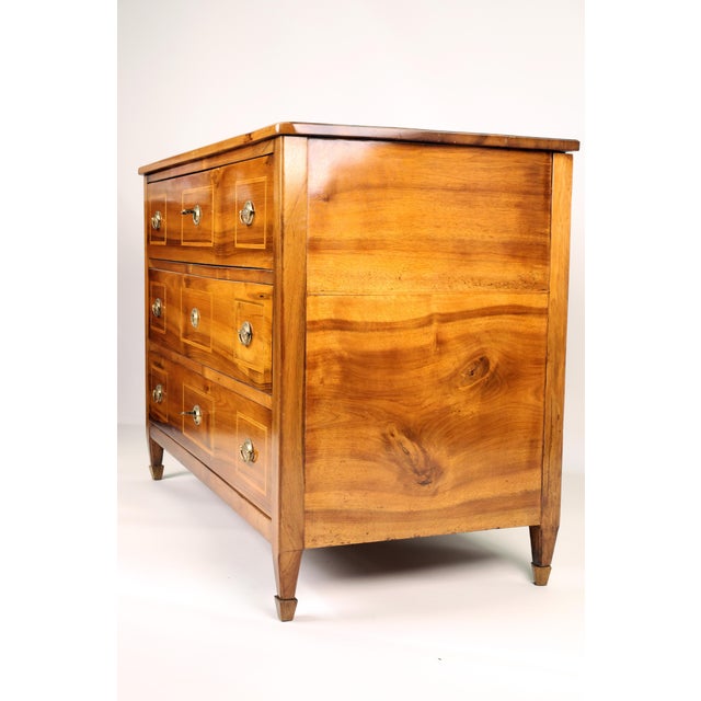 Louis XVI Chest of Drawers in Walnut, 1800s For Sale - Image 14 of 18