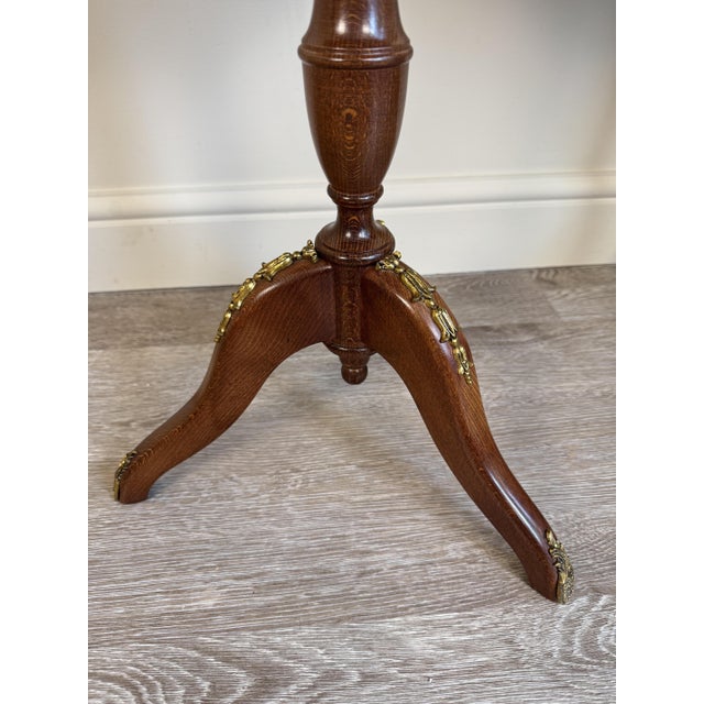 Wood French Louis XV Style Pink Marble Gallery Topped Tripod Tables, 1920s, Set of 2 For Sale - Image 7 of 11