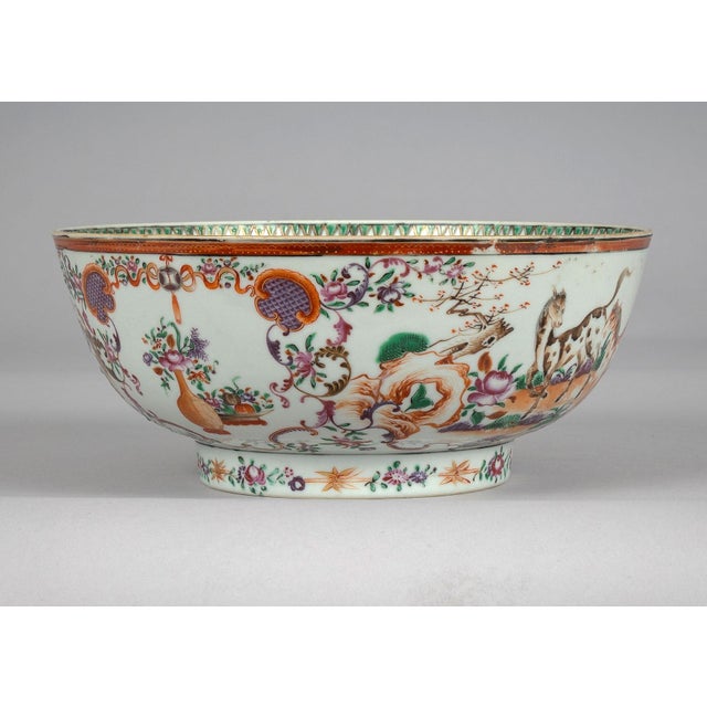 18th Century Chinese Qing Dynasty Famille Rose Bowl For Sale - Image 4 of 9