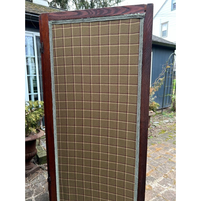 Antique Crewel Folding Screen For Sale In Philadelphia - Image 6 of 7