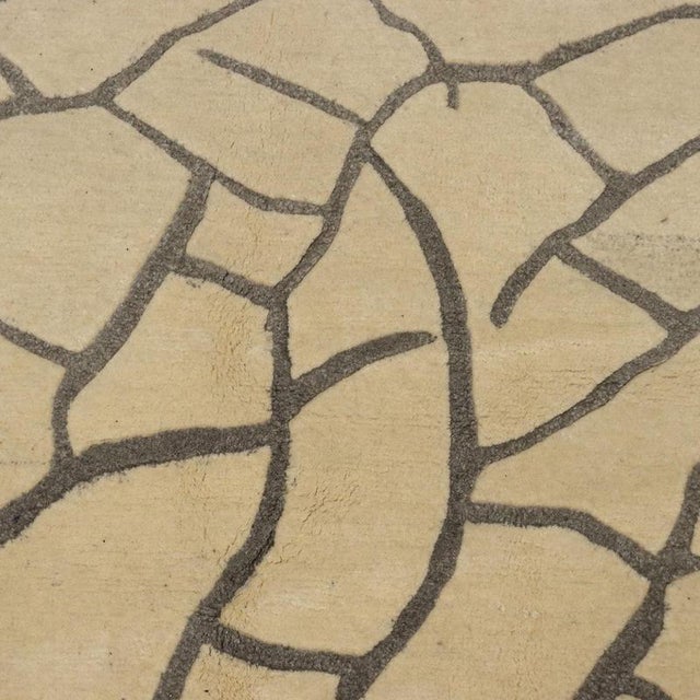 Cretto Rug in Wool from Sartori, Italy For Sale - Image 5 of 8