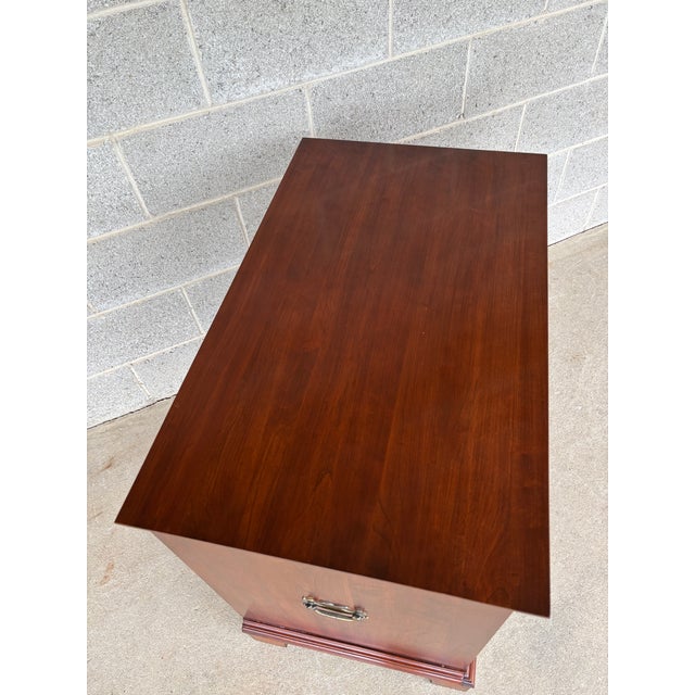 Pennsylvania House Cherry Georgian Style 4 Drawer Bachelor Chest For Sale In Philadelphia - Image 6 of 11