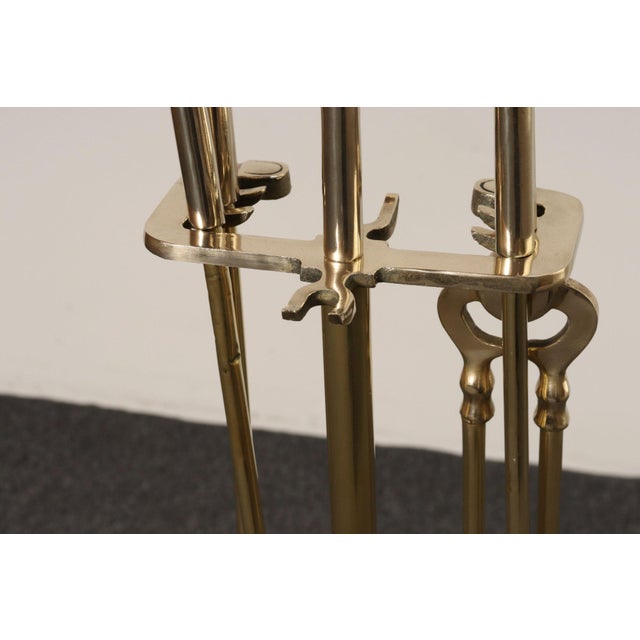 Hollywood-Regency Style Brass Fireplace Tool Set With Seashell Handles and Pan For Sale - Image 18 of 18